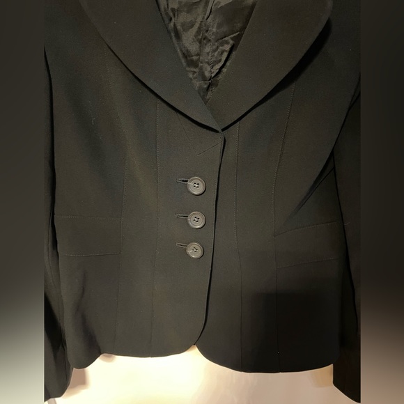 Ann Taylor Dark Academia Button Blazer Black Size 2. - Picture 7 of 10